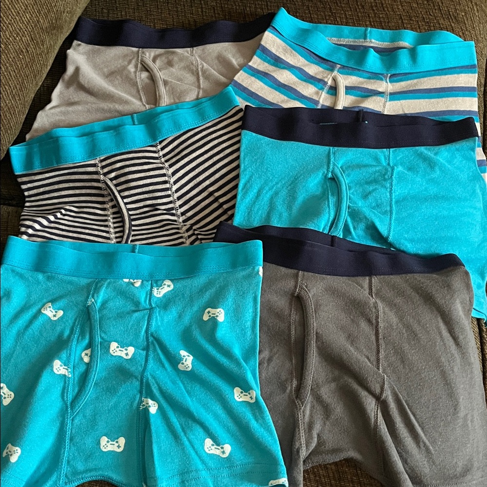 Thereabouts boy’s MEDIUM size 10 - 12 boxer briefs cotton polyester blend EUC